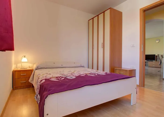 Apartment Jerman III